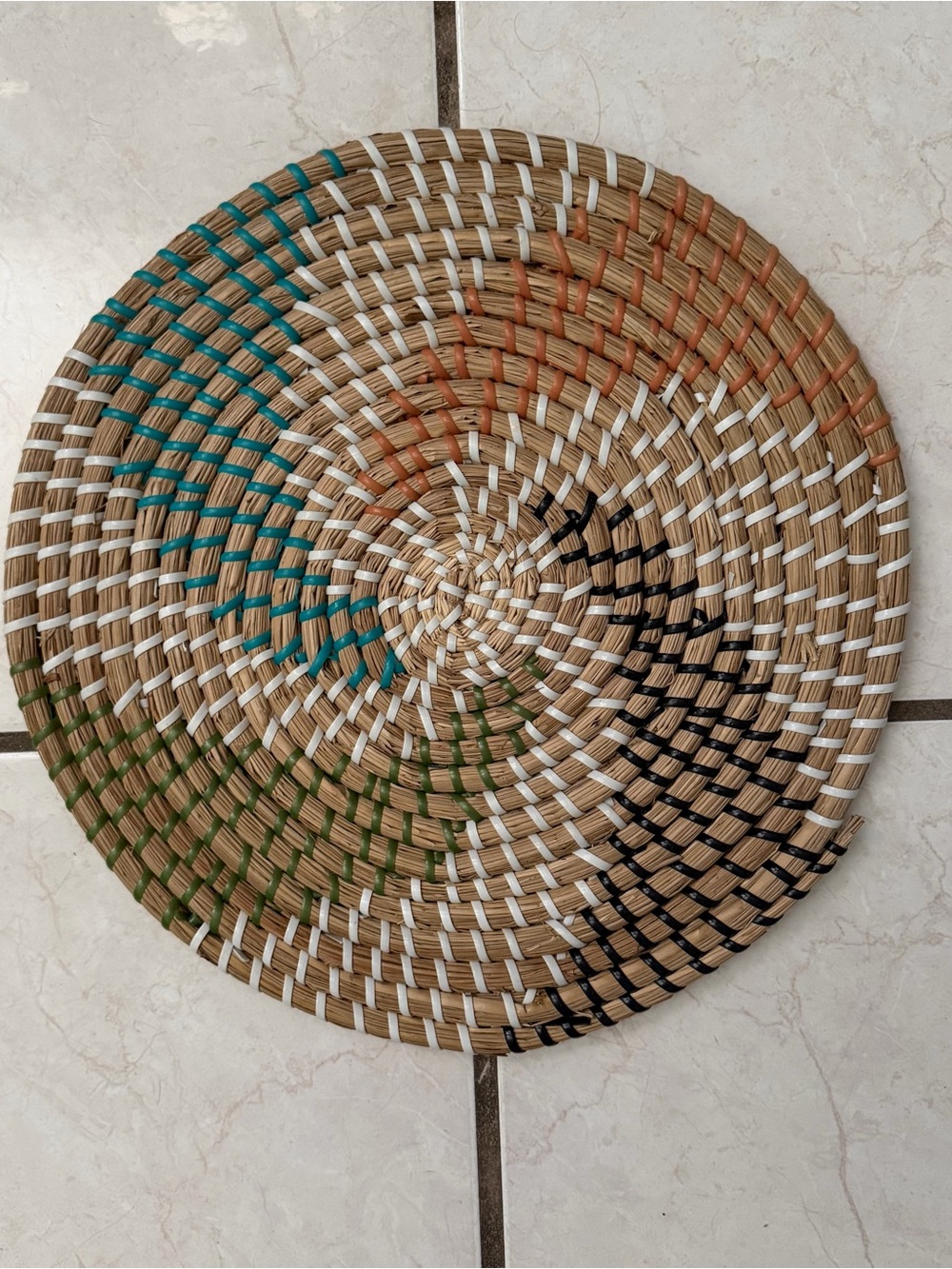 Handwoven Round Woven Placemat - Multicolor